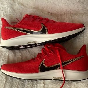 Women’s Nike Pegasus shoes. BRAND NEW